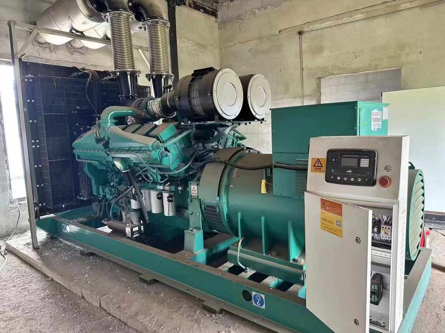 弓长岭无功补偿装置的性能评估需要考虑哪些因素？