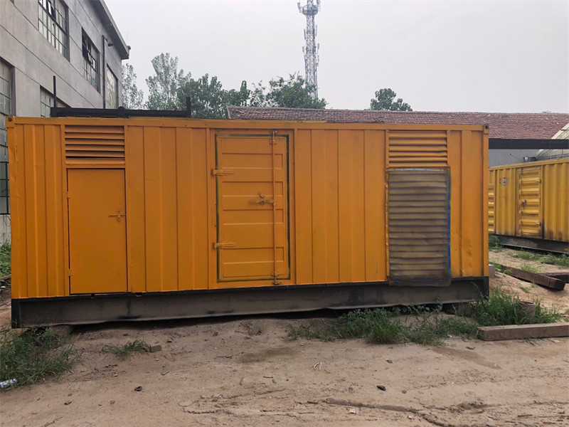 弓长岭发电机出租进行负载测试时，电瓶电量不足的具体判断标准是什么？