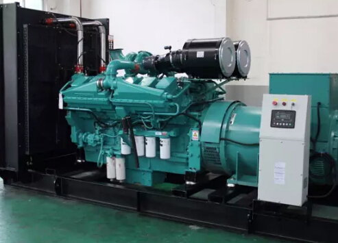 弓长岭发电机如何选择合适的除垢剂来清洗水冷式机油散热器？